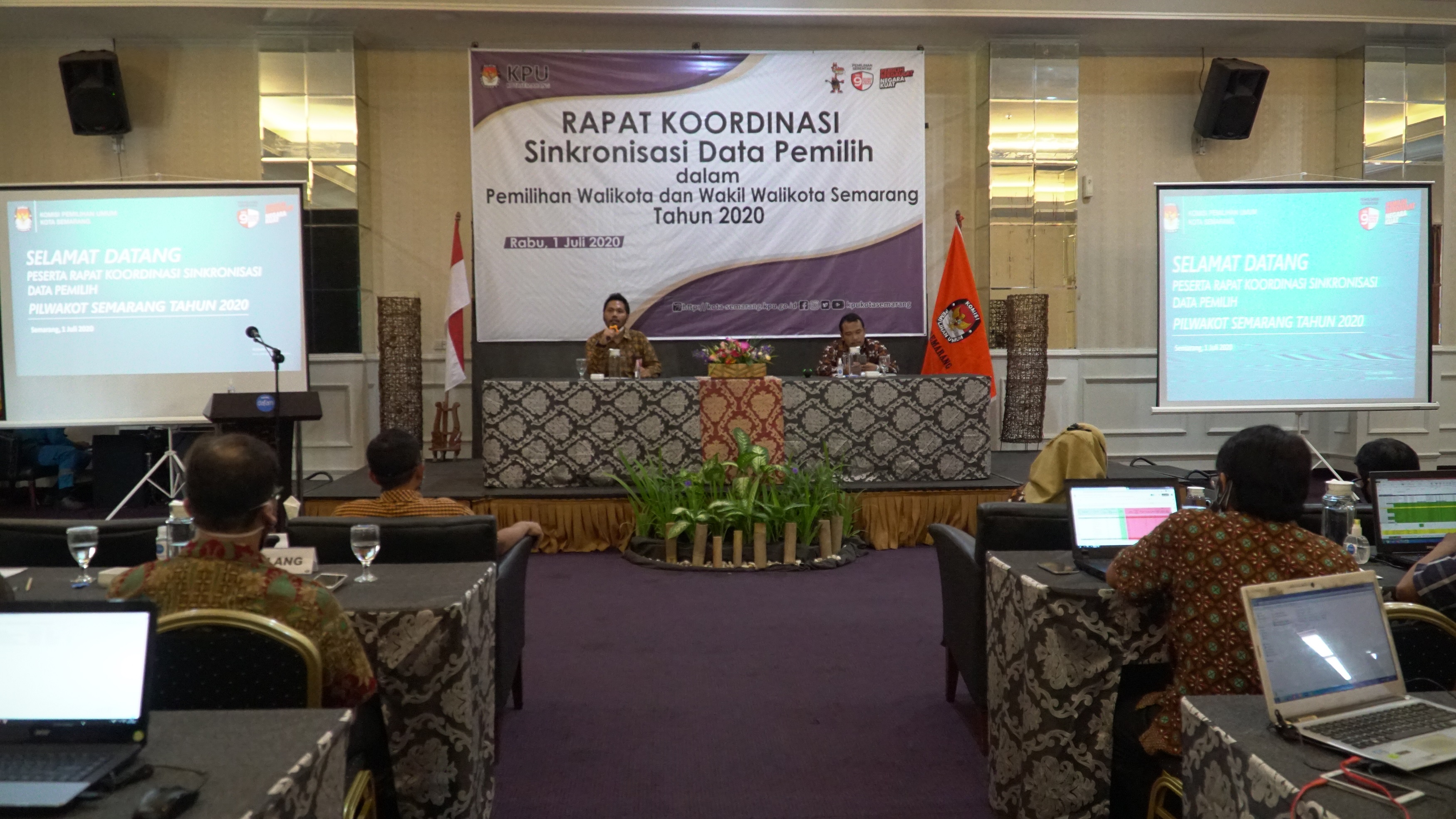 Sinkronisasi Data Pemilih di hotel Dafam Semarang